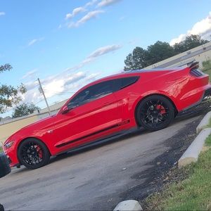 Meet your Posher, Brian